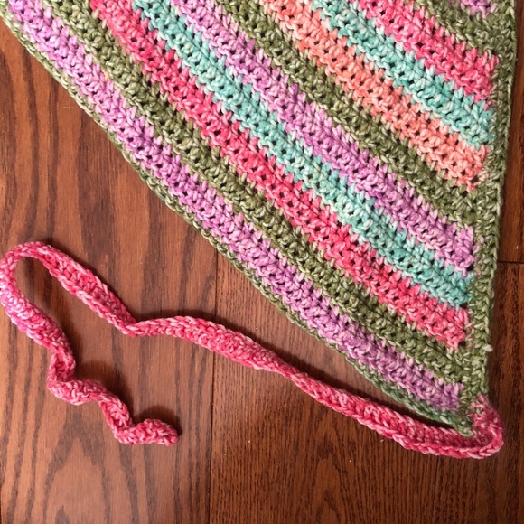 Halter tops are back, hand crocheted , multicoloured halter top - new - Picture 6 of 7